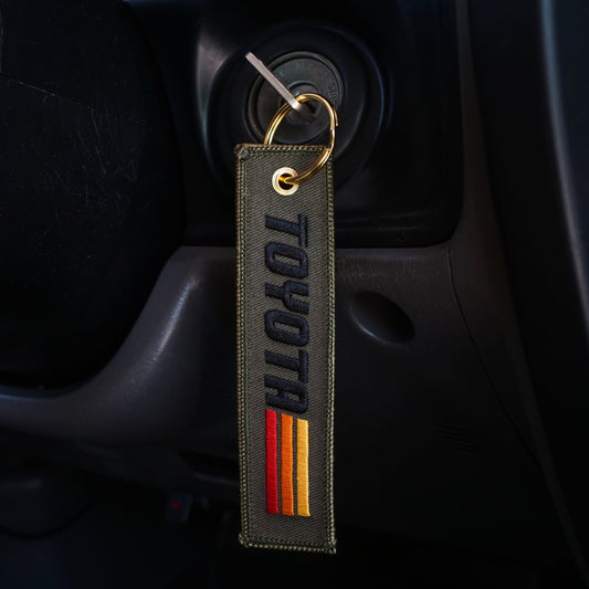 Retro Heritage Stripes Keychain for Toyota, Green